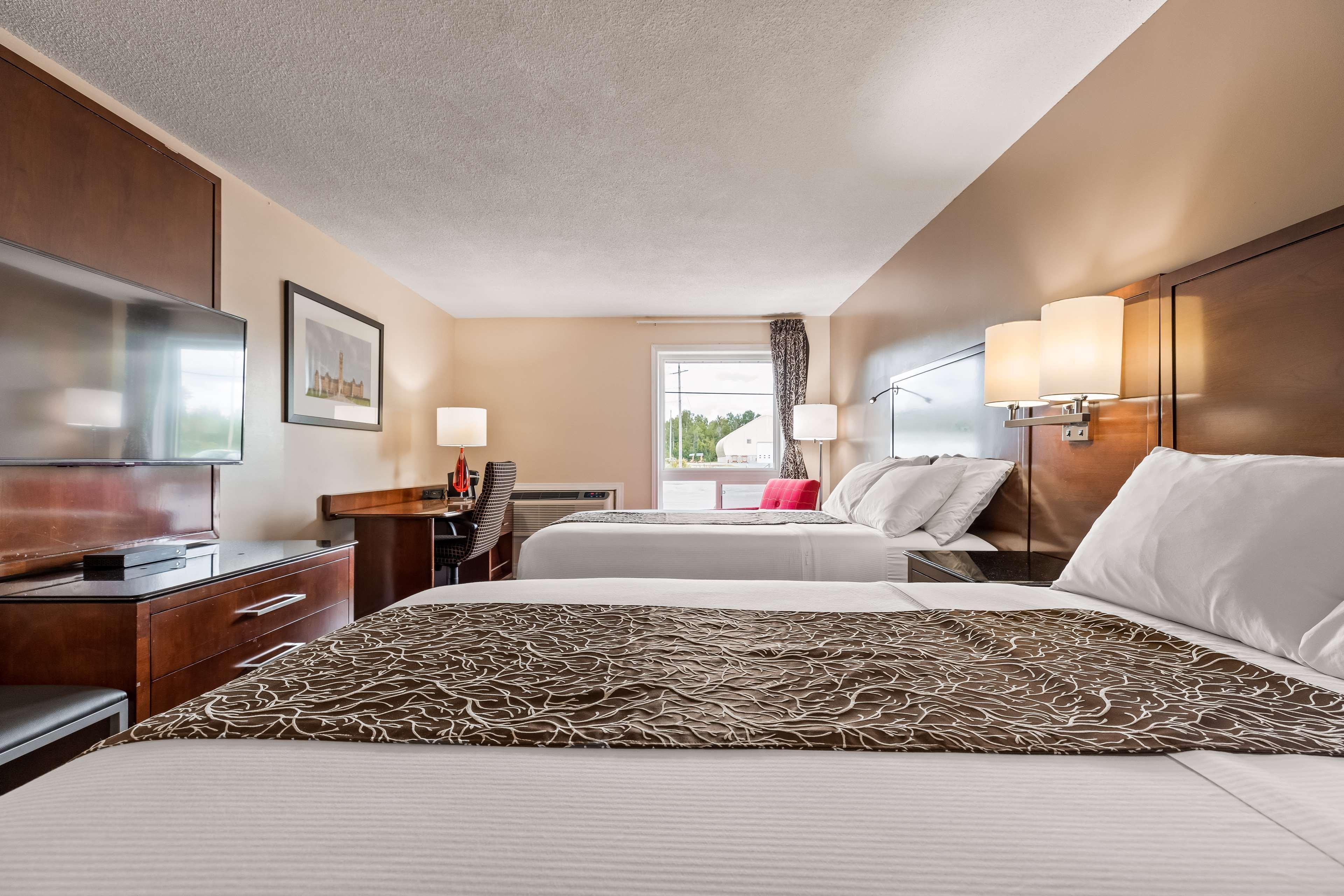 Surestay Hotel By Best Western Kemptville Екстериор снимка