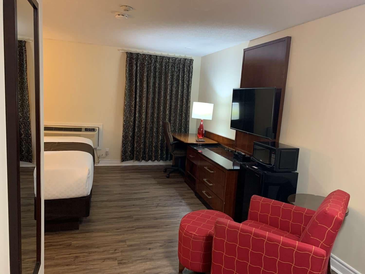Surestay Hotel By Best Western Kemptville Стая снимка